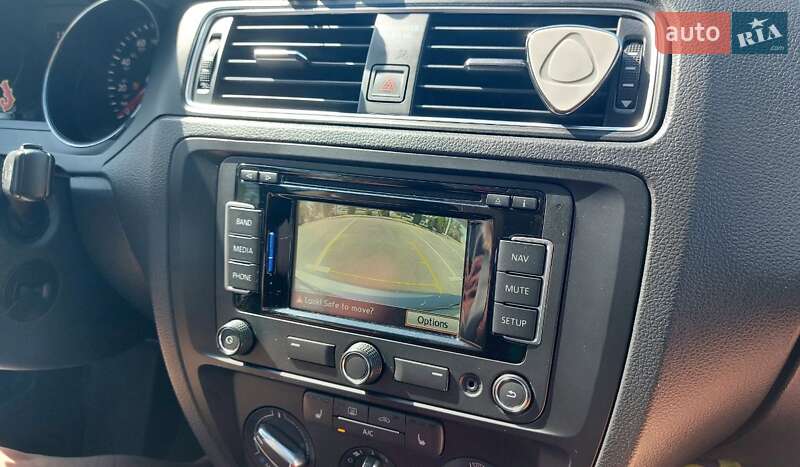 Volkswagen Jetta 2015