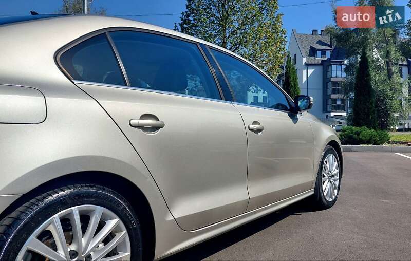 Volkswagen Jetta 2015