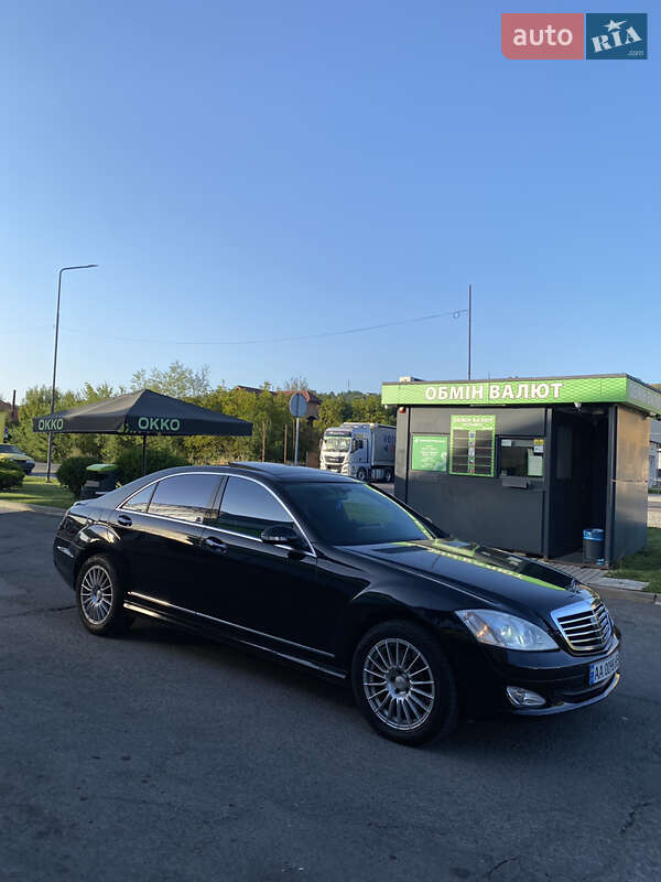 Mercedes-Benz S-Class 2007