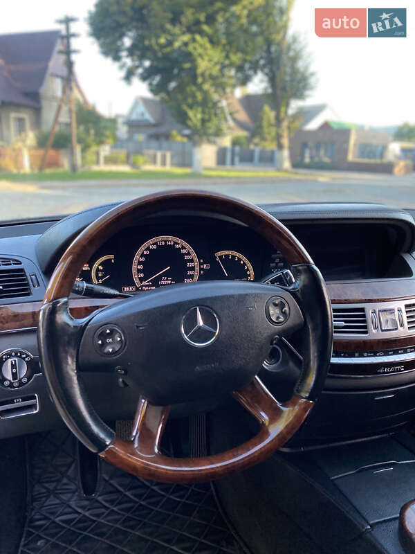 Mercedes-Benz S-Class 2007