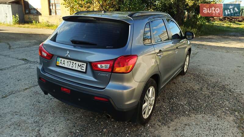 Mitsubishi ASX 2011