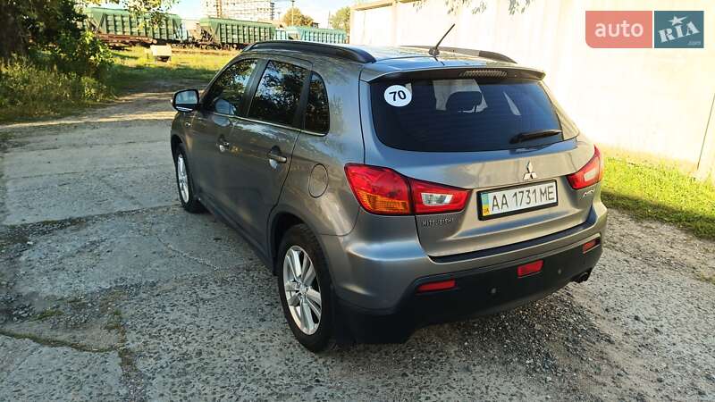 Mitsubishi ASX 2011