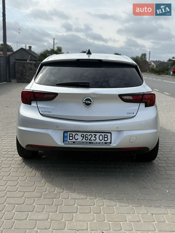 Opel Astra 2016