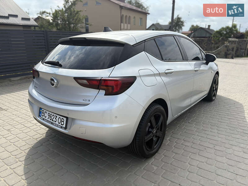 Opel Astra 2016