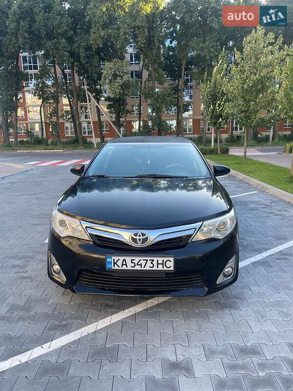 Toyota Camry 2015