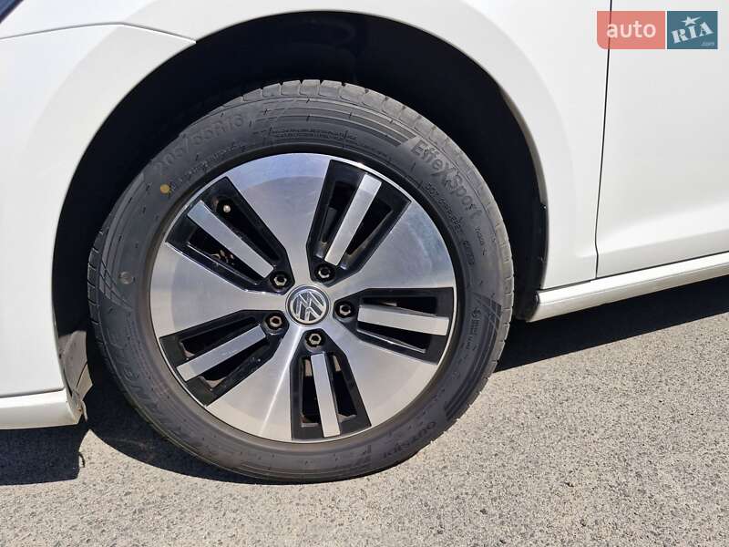 Volkswagen e-Golf 2020