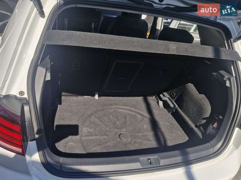 Volkswagen e-Golf 2020