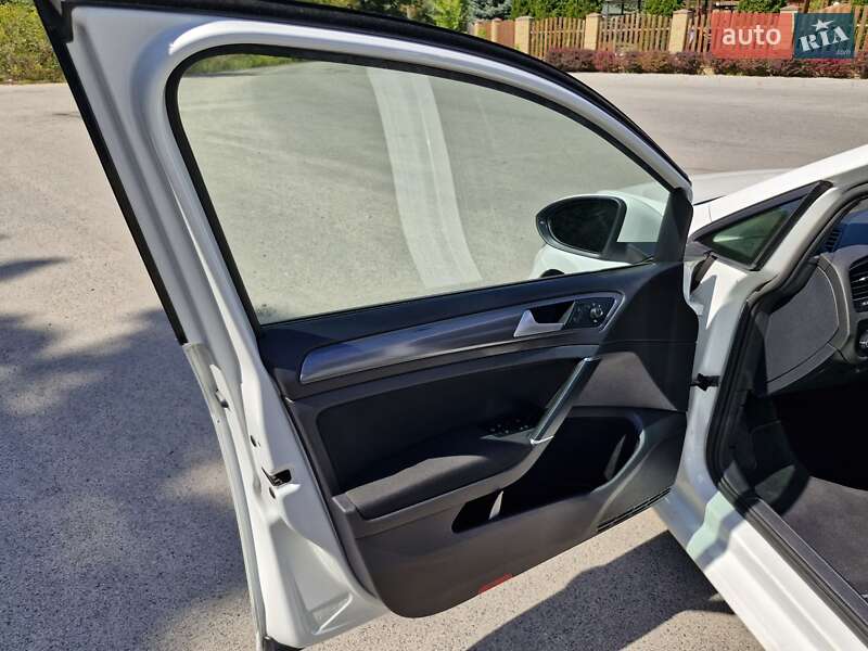 Volkswagen e-Golf 2020