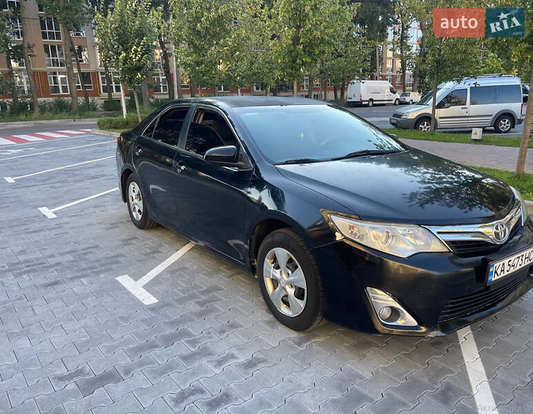 Toyota Camry 2015