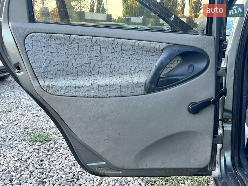 ВАЗ / Lada 1119 Калина 2007