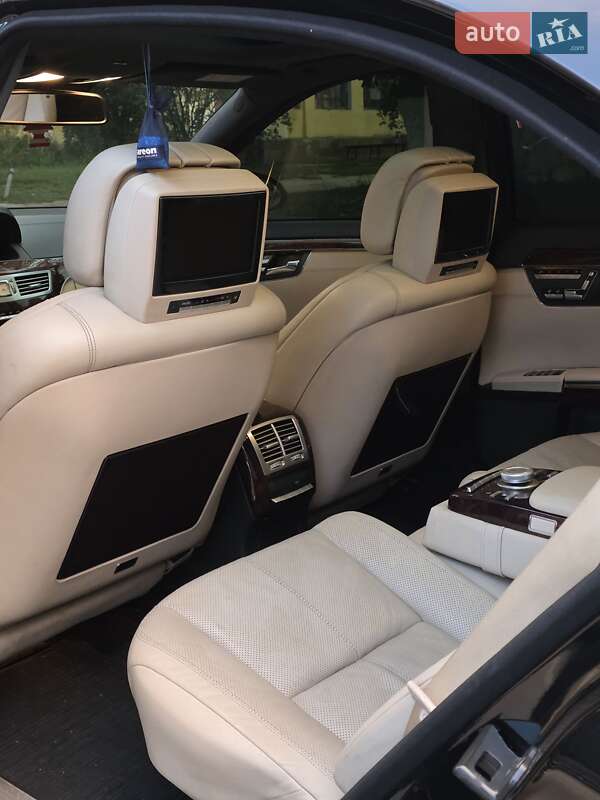 Mercedes-Benz S-Class 2007