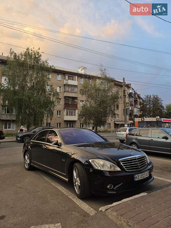 Mercedes-Benz S-Class 2007
