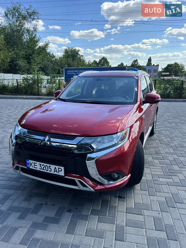 Mitsubishi Outlander 2019