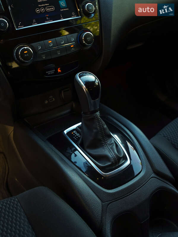 Nissan Rogue Sport 2019