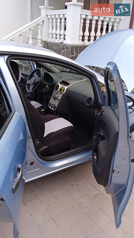 Opel Corsa 2009
