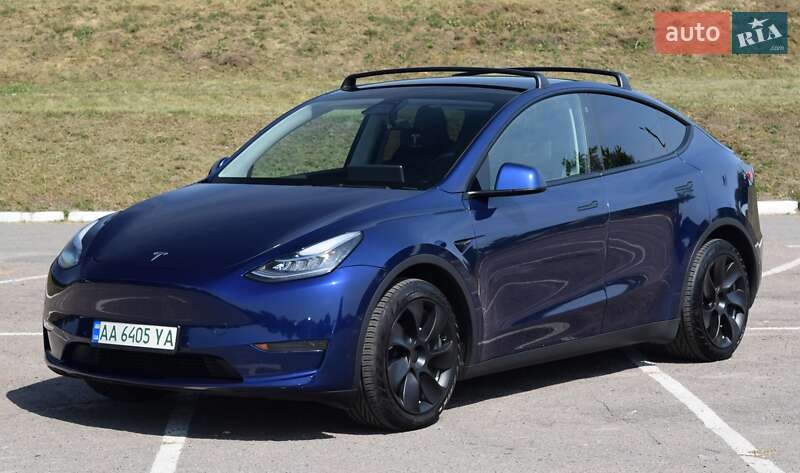 Tesla Model Y 2021