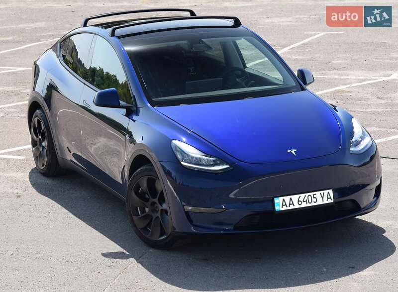 Tesla Model Y 2021