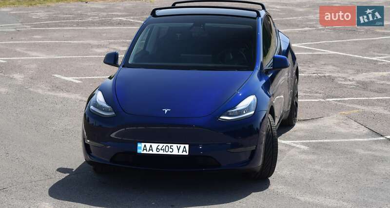 Tesla Model Y 2021