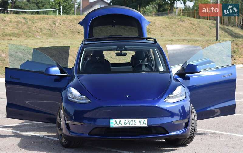 Tesla Model Y 2021