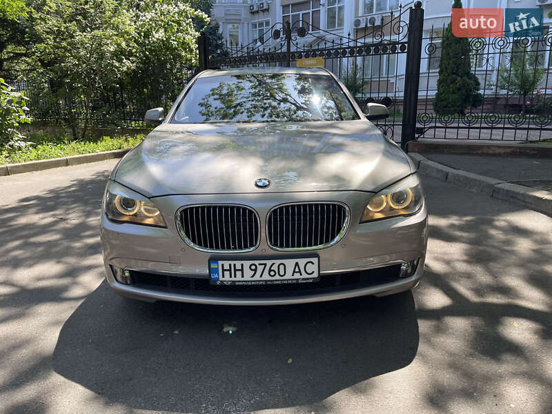 BMW 7 Series 2011