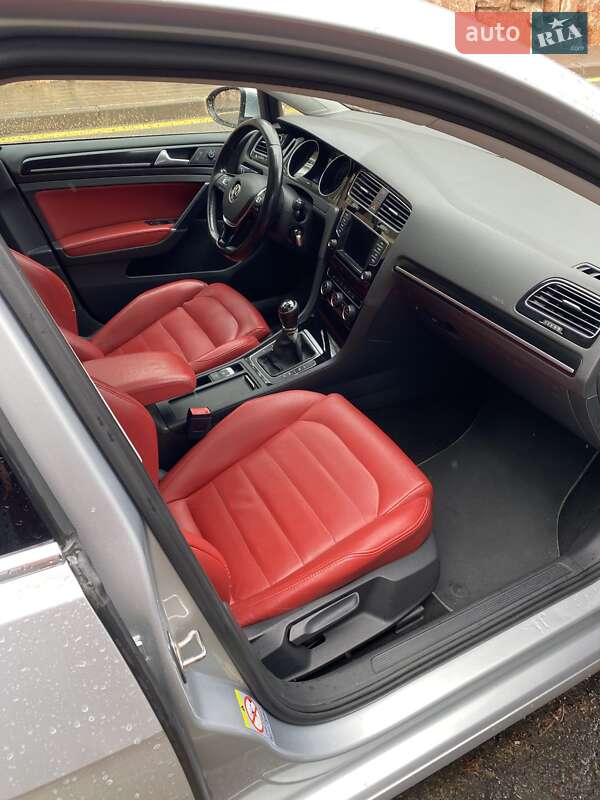 Volkswagen Golf 2014