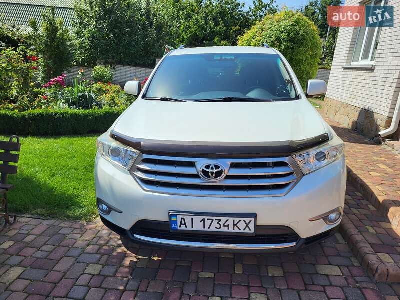 Toyota Highlander 2011