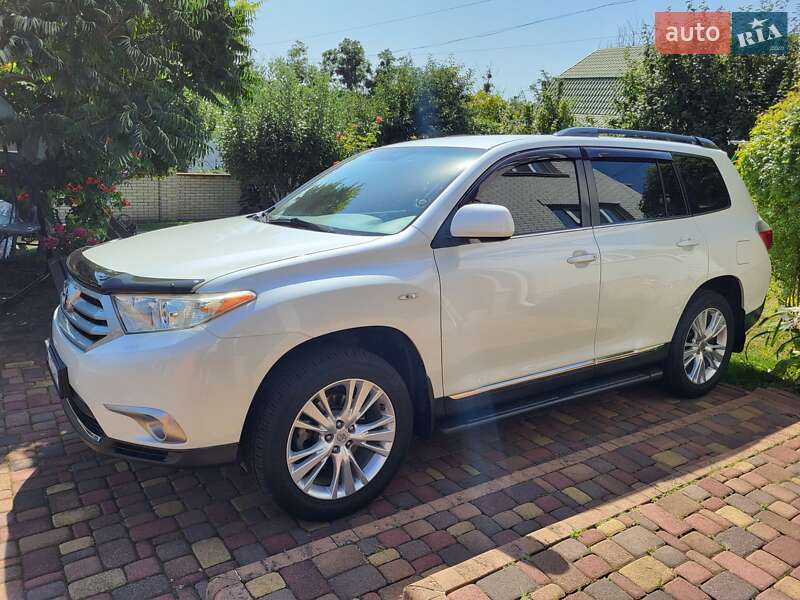 Toyota Highlander 2011