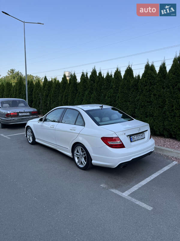 Mercedes-Benz C-Class 2013