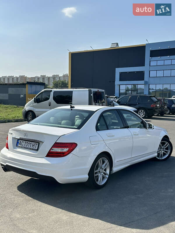 Mercedes-Benz C-Class 2013