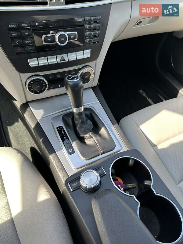 Mercedes-Benz C-Class 2013