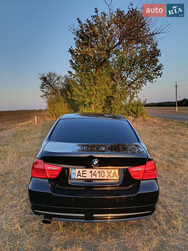 BMW 3 Series 2009