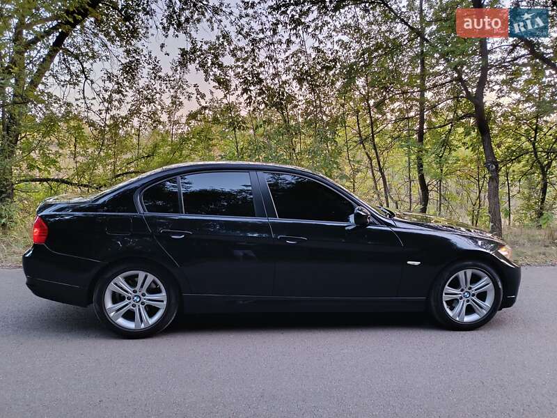 BMW 3 Series 2009