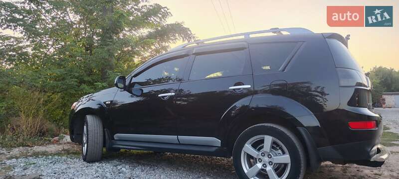 Mitsubishi Outlander 2009