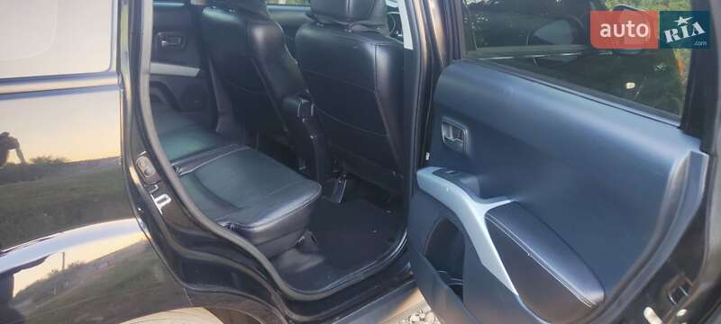 Mitsubishi Outlander 2009