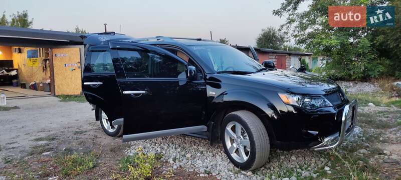 Mitsubishi Outlander 2009