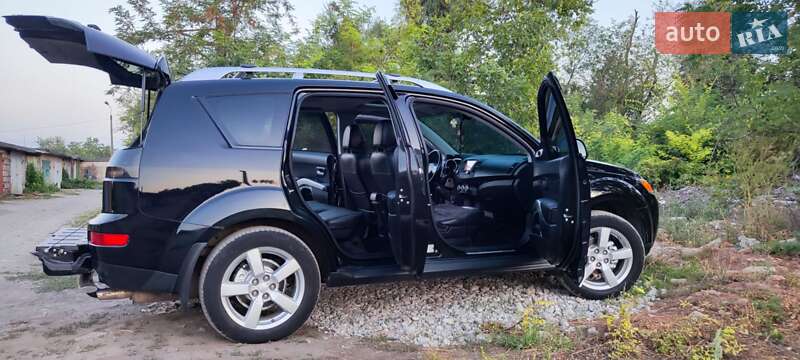 Mitsubishi Outlander 2009