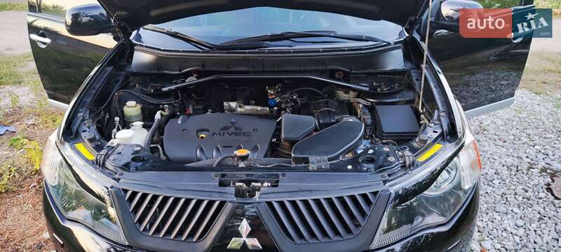 Mitsubishi Outlander 2009