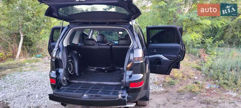 Mitsubishi Outlander 2009