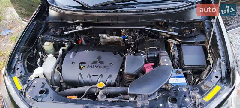 Mitsubishi Outlander 2009