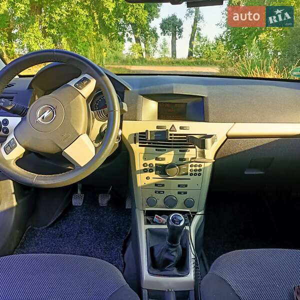 Opel Astra 2008