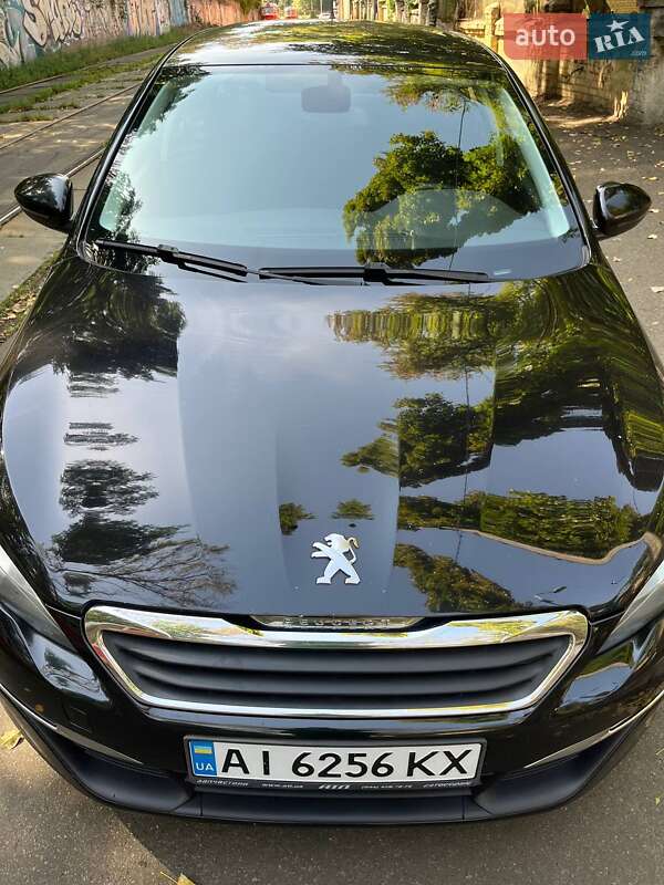 Peugeot 308 2015