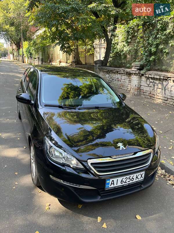 Peugeot 308 2015