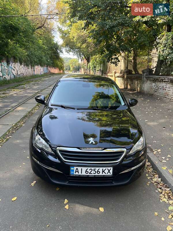 Peugeot 308 2015