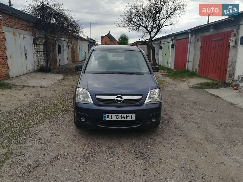 Opel Meriva 2010