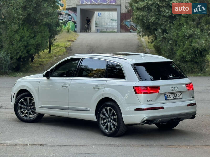 Audi Q7 2016