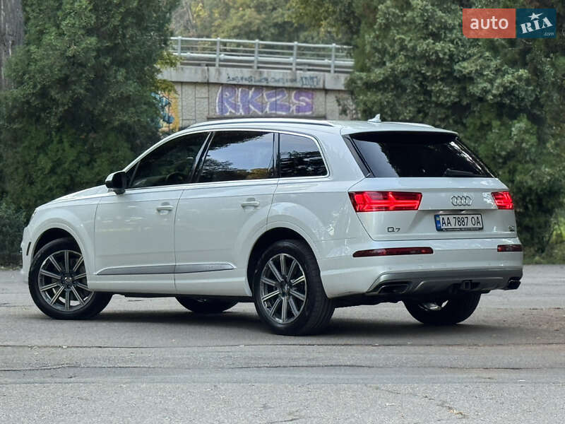 Audi Q7 2016