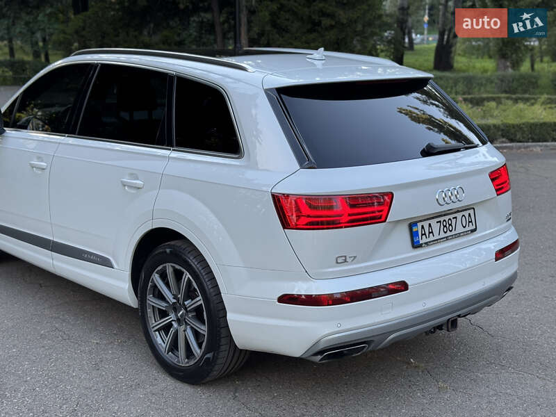 Audi Q7 2016