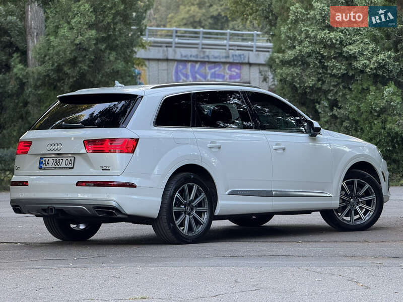 Audi Q7 2016