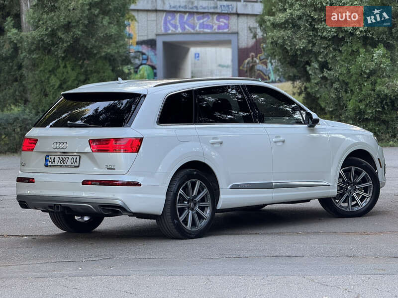 Audi Q7 2016