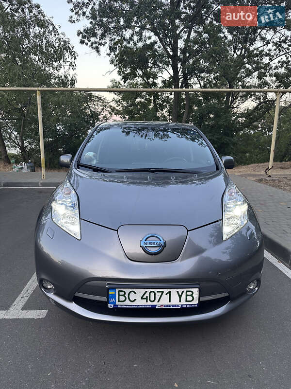 Nissan Leaf 2015